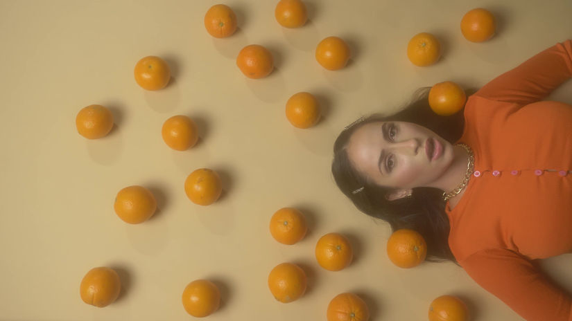 GABI LINS - FRUTA ESTRAGADA